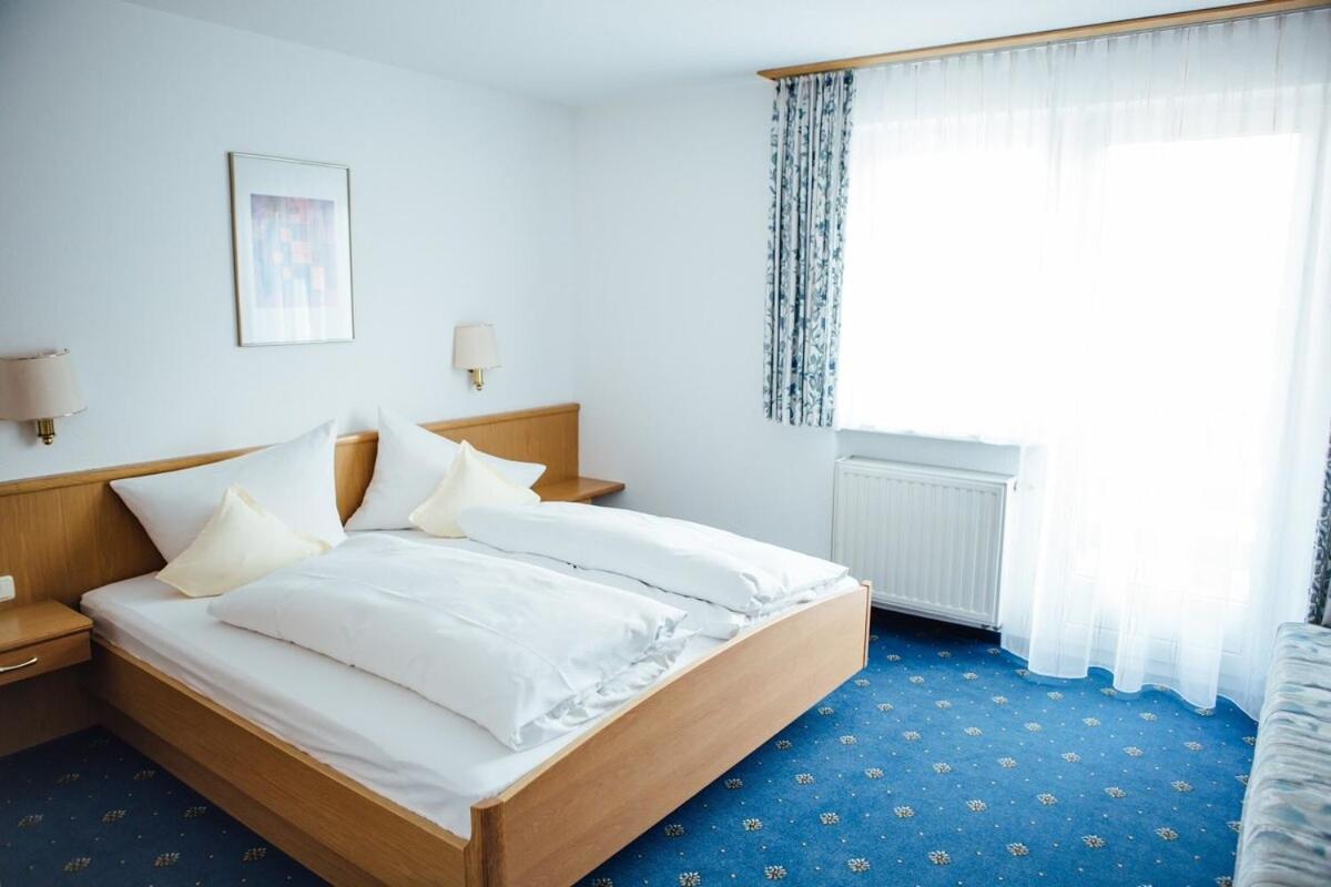 Hotel-Gasthof Loewen Feldkirch Ngoại thất bức ảnh