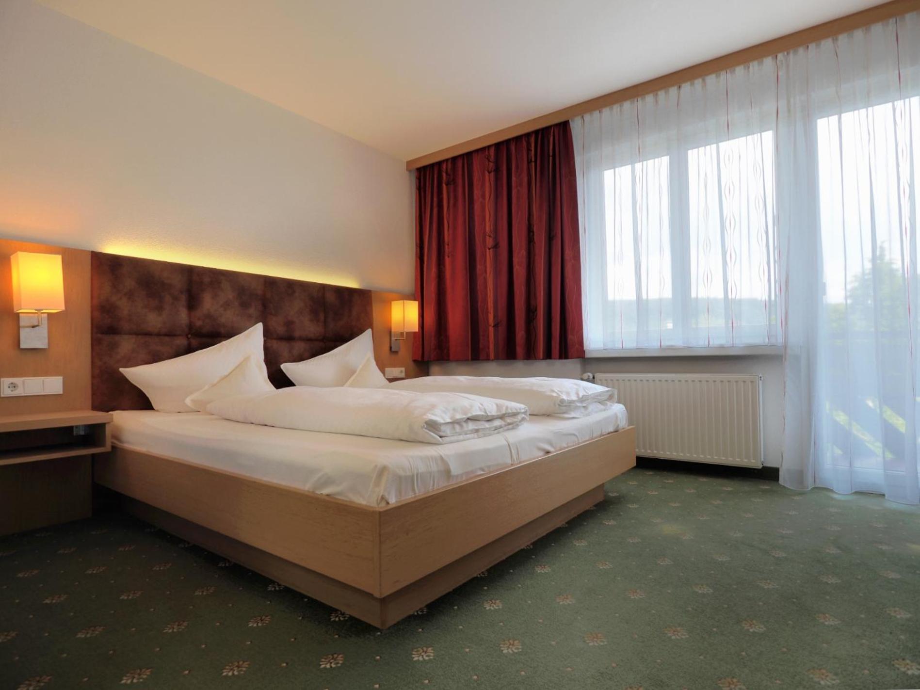 Hotel-Gasthof Loewen Feldkirch Ngoại thất bức ảnh